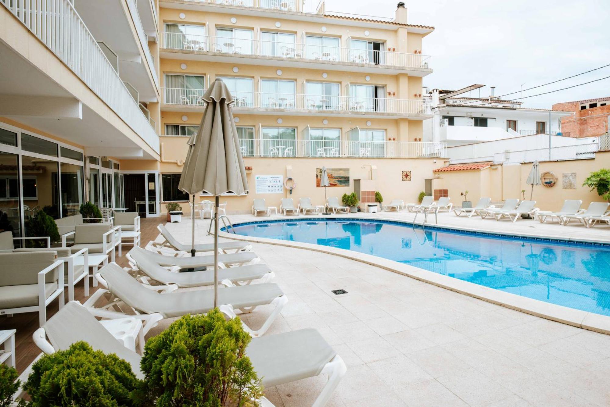 פלטחה ד'ארו Hotel S'Agoita מראה חיצוני תמונה